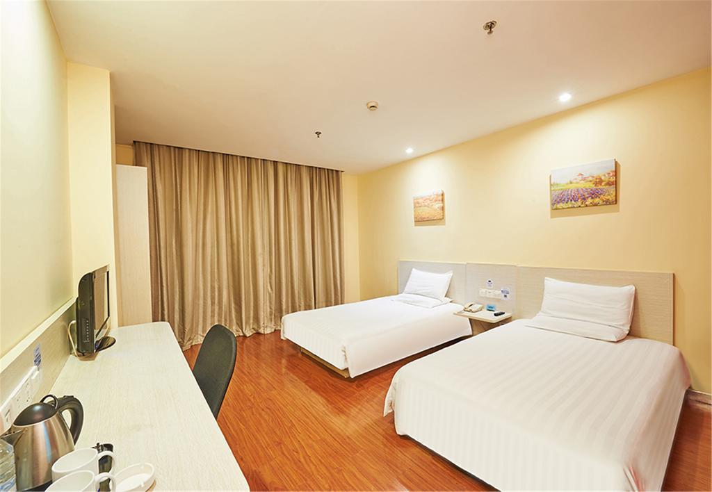 Hanting Express Shanghai Middle Sichuan Road Xangai Exterior foto